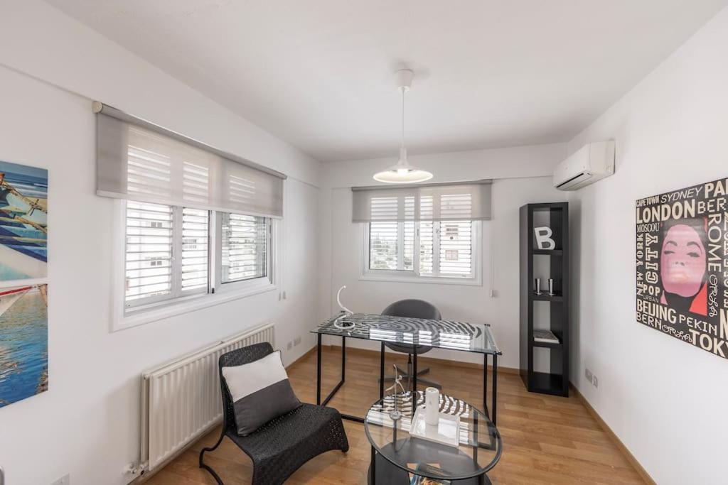 Luxurious Bright & Stylish 2Br With Office In Nicosia Apartman Kültér fotó