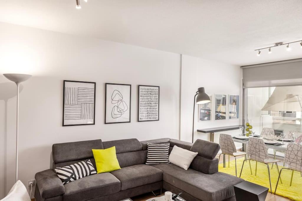 Luxurious Bright & Stylish 2Br With Office In Nicosia Apartman Kültér fotó